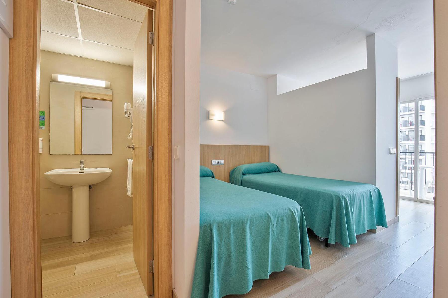 Sunside Central Park Apartamentos - Only Adults San Antonio Abad Exterior foto