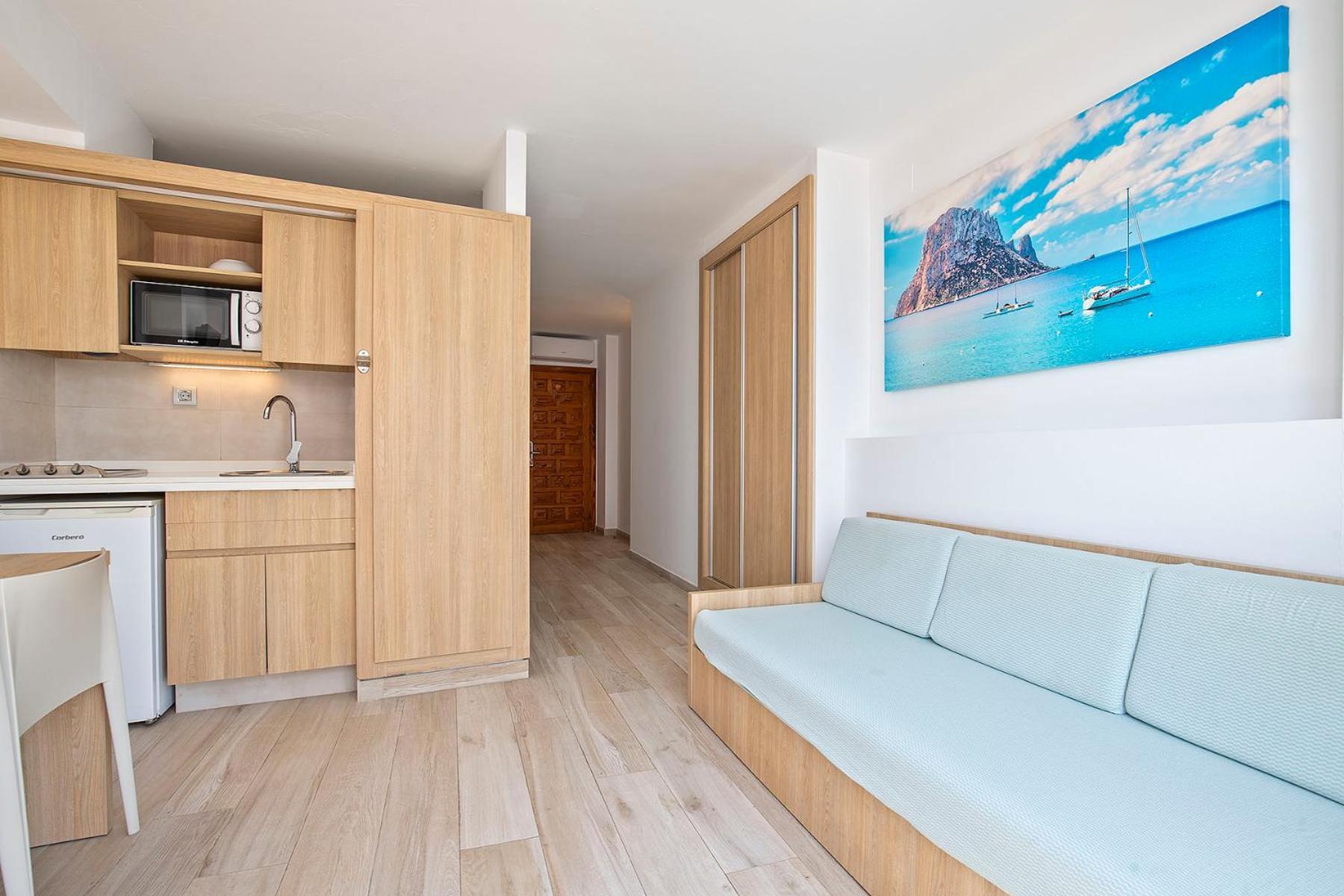 Sunside Central Park Apartamentos - Only Adults San Antonio Abad Exterior foto