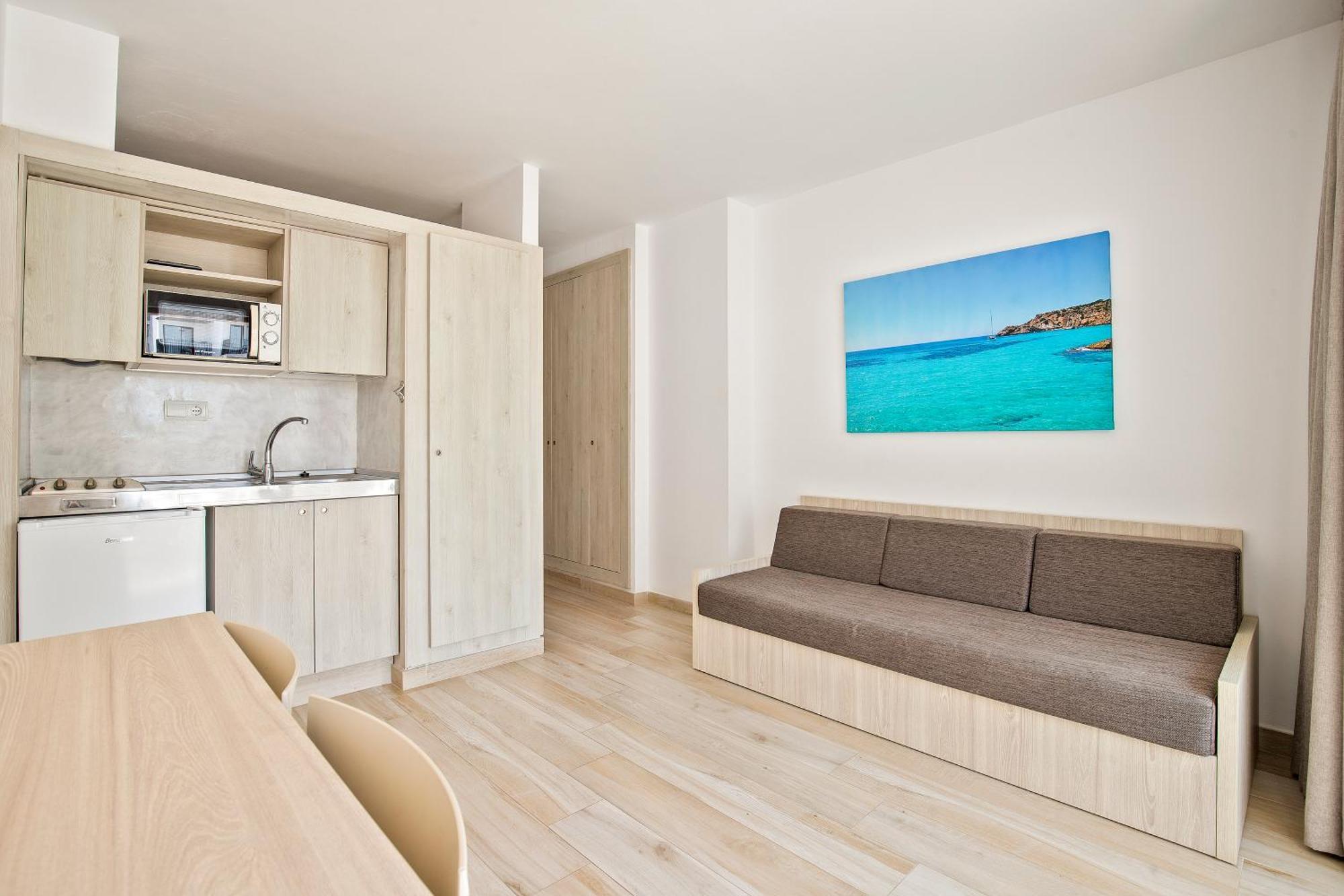 Sunside Central Park Apartamentos - Only Adults San Antonio Abad Exterior foto